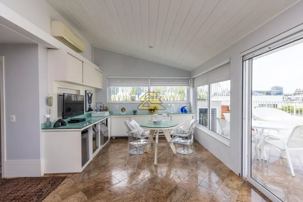 Cobertura, 3 quartos, 303 m² - Foto 14