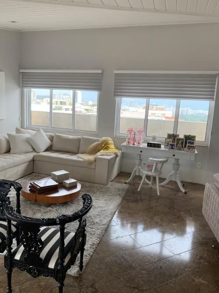 Cobertura, 3 quartos, 303 m² - Foto 25