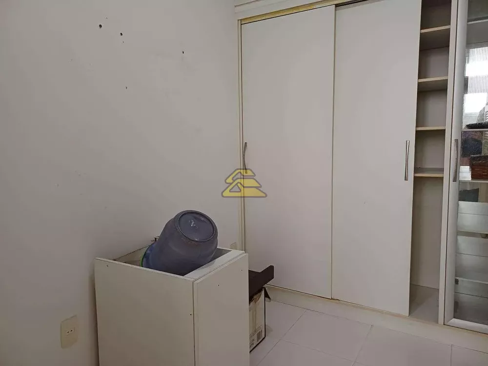 Apartamento, 3 quartos, 130 m² - Foto 2