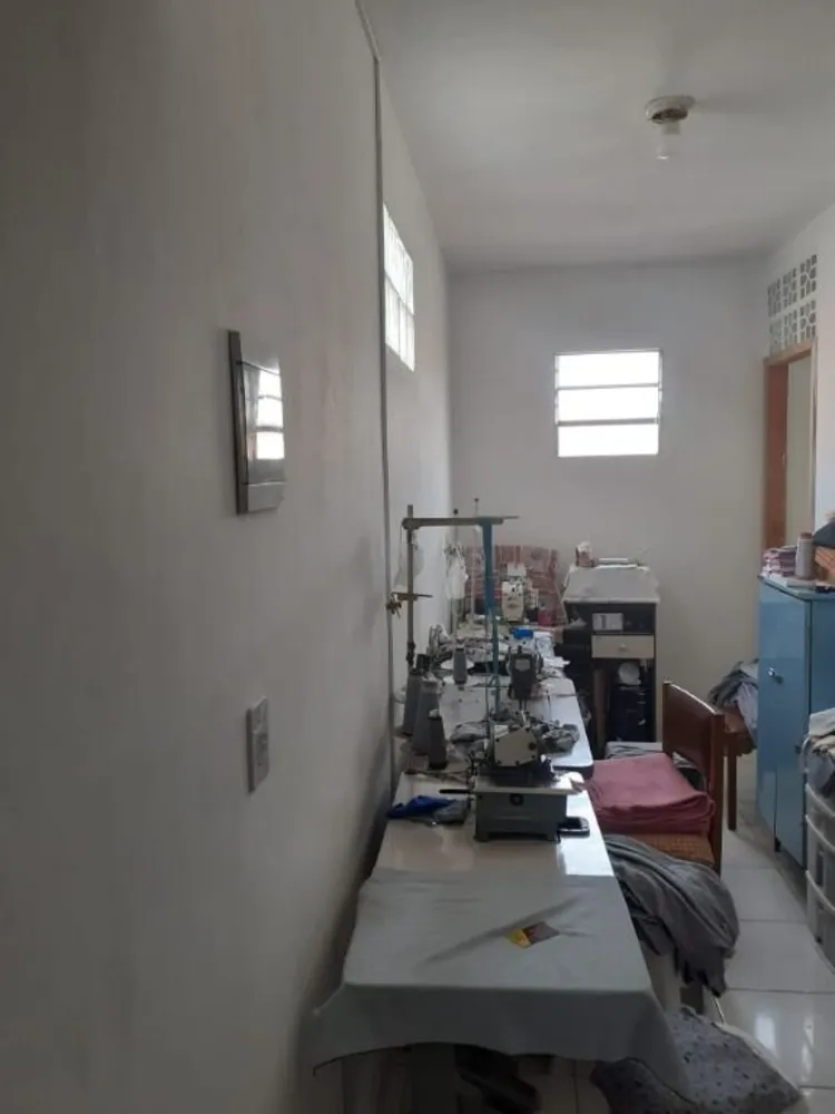 Casa, 3 quartos, 294 m² - Foto 2