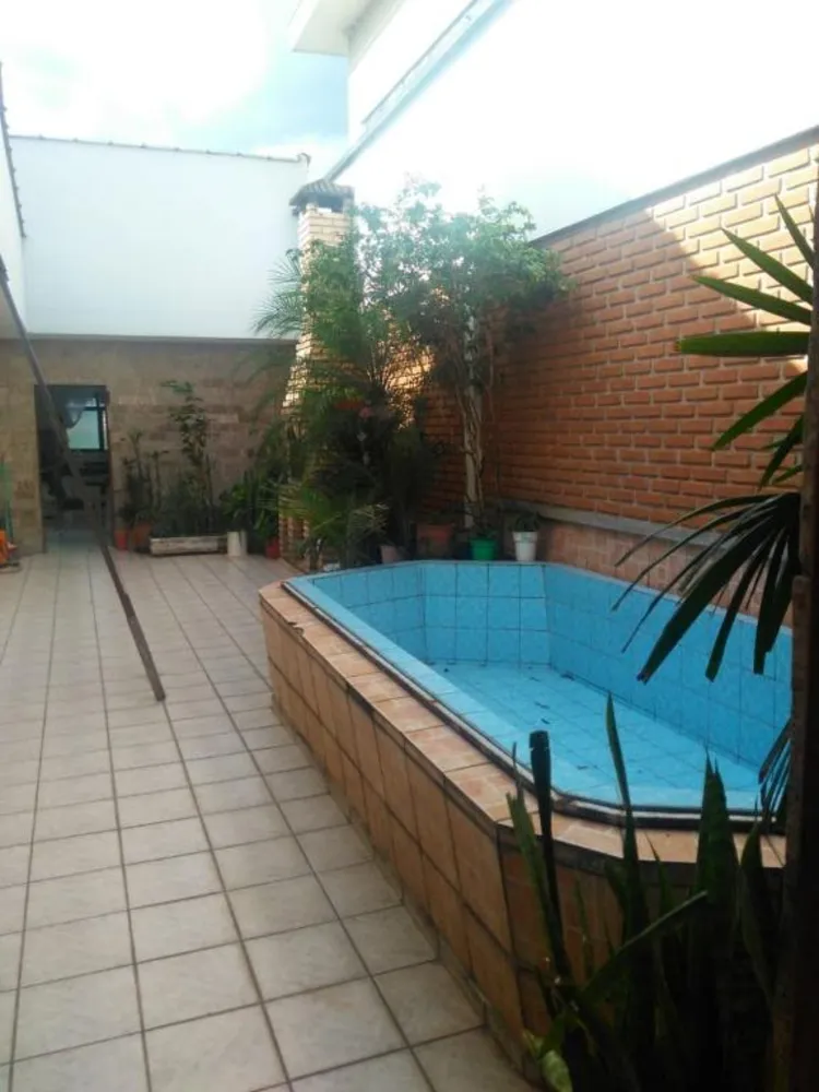 Casa, 3 quartos, 400 m² - Foto 1
