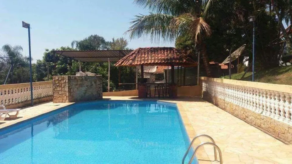 Chácara, 3 quartos, 202 m² - Foto 1