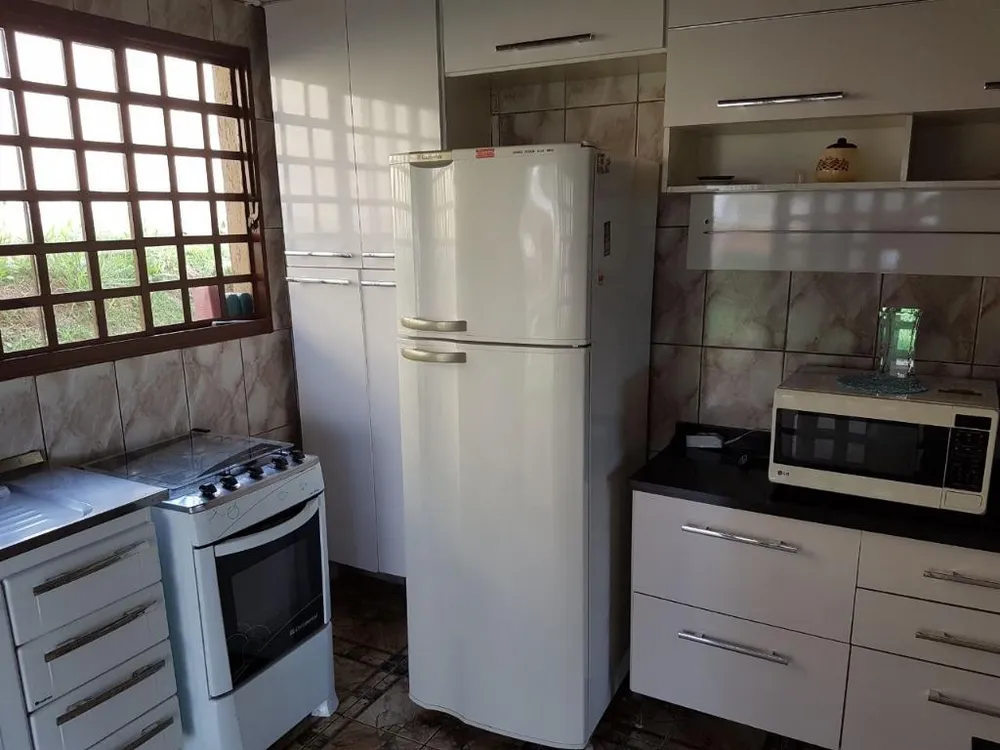 Chácara, 3 quartos, 202 m² - Foto 3