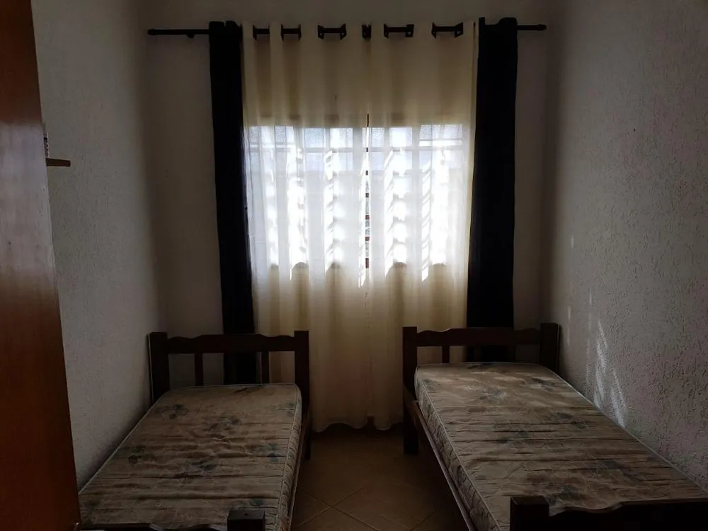 Chácara, 3 quartos, 202 m² - Foto 2