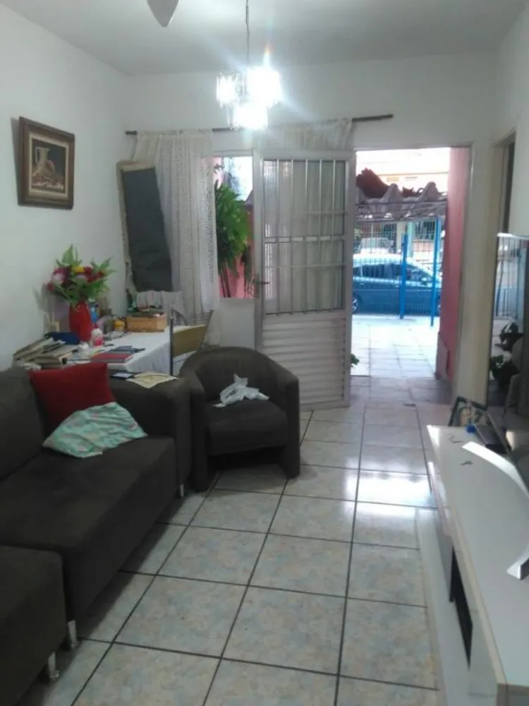 Casa, 3 quartos, 250 m² - Foto 1