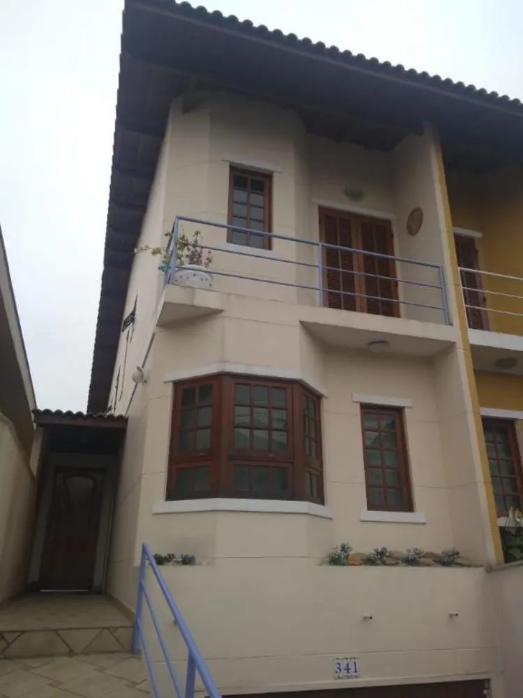 Casa, 3 quartos, 185 m² - Foto 1