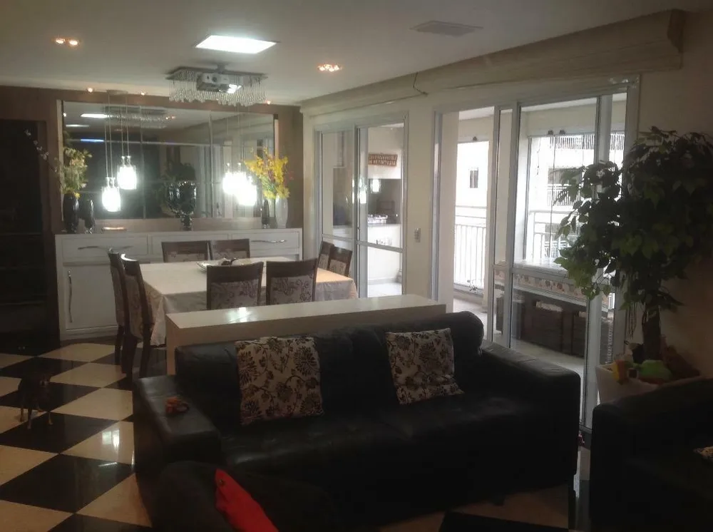 Apartamento, 3 quartos, 134 m² - Foto 1