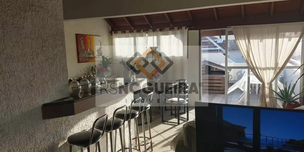 Cobertura, 3 quartos, 190 m² - Foto 4