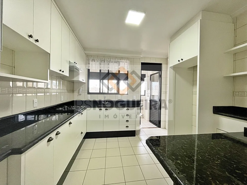 Apartamento, 3 quartos, 186 m² - Foto 12