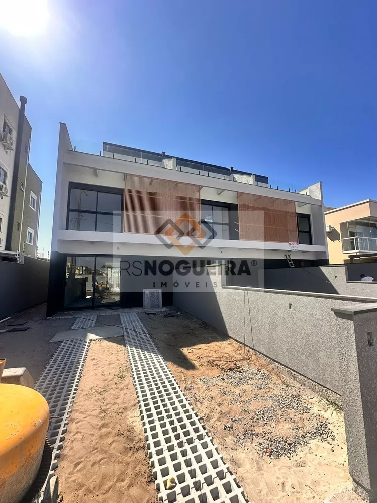 Casa, 3 quartos, 201 m² - Foto 2