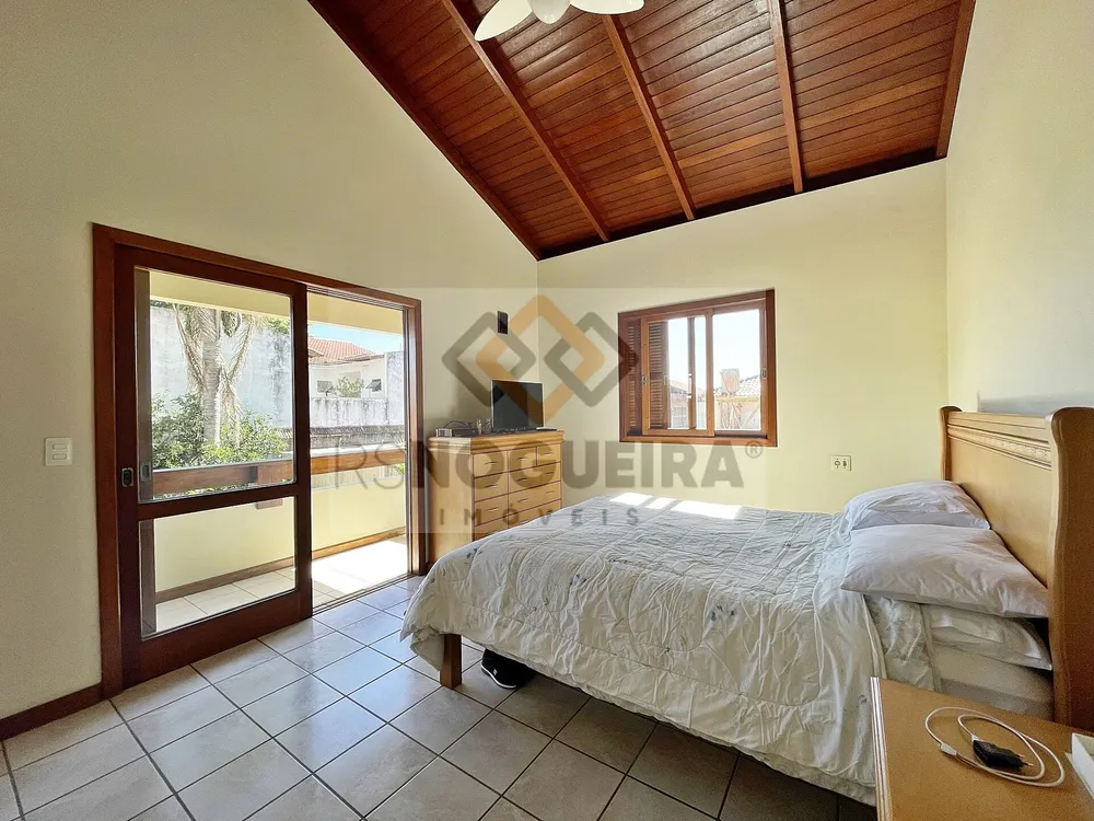 Casa, 5 quartos, 330 m² - Foto 20