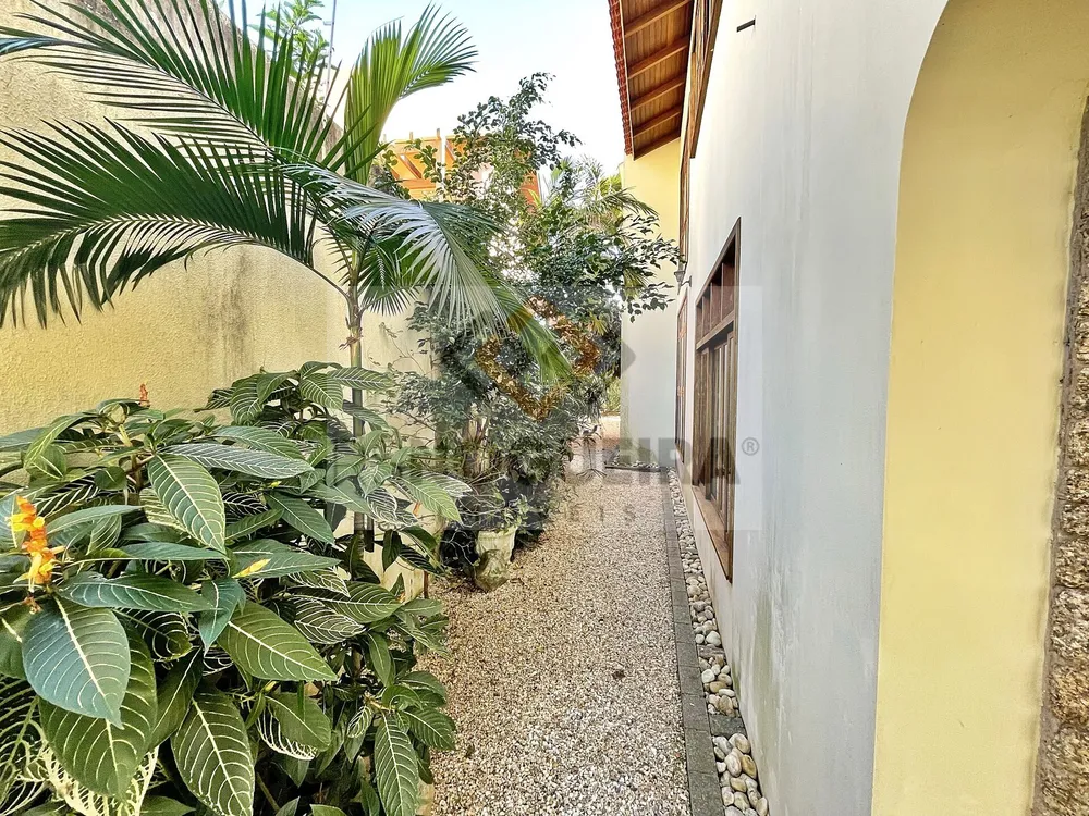 Casa, 5 quartos, 330 m² - Foto 10