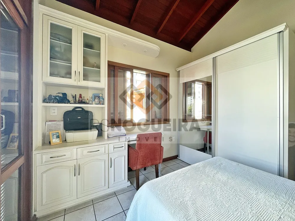 Casa, 5 quartos, 330 m² - Foto 24