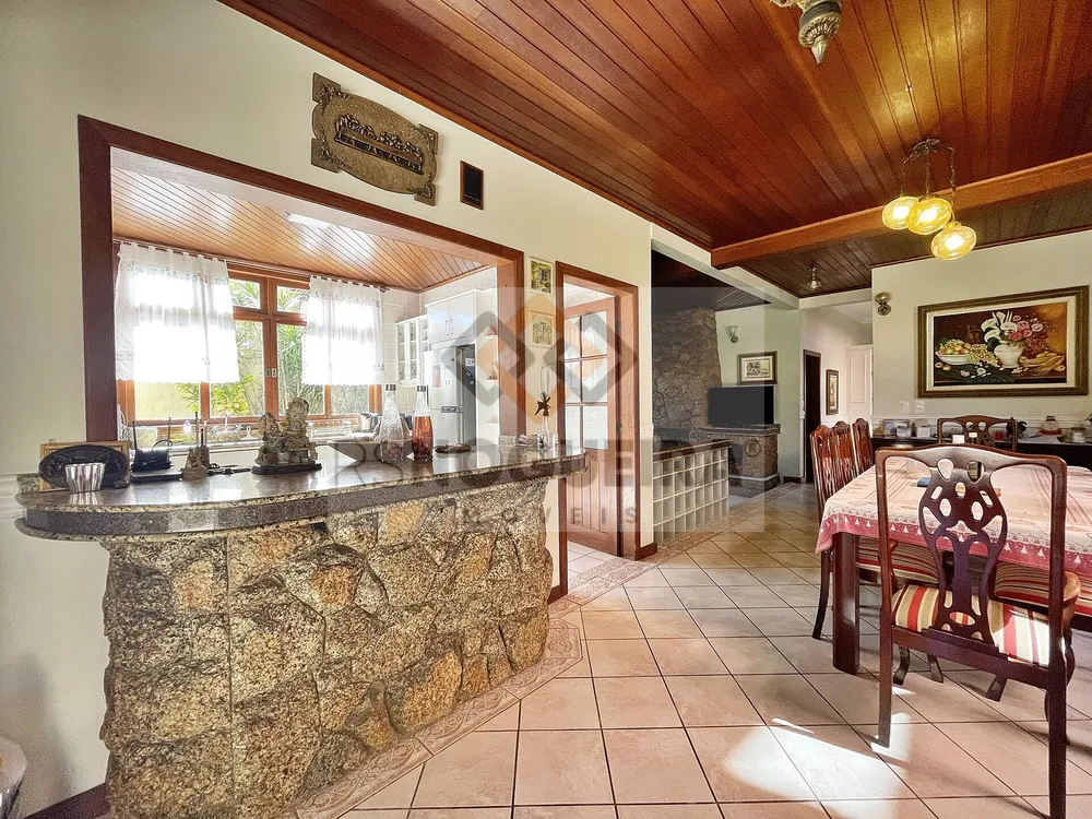 Casa, 5 quartos, 330 m² - Foto 13