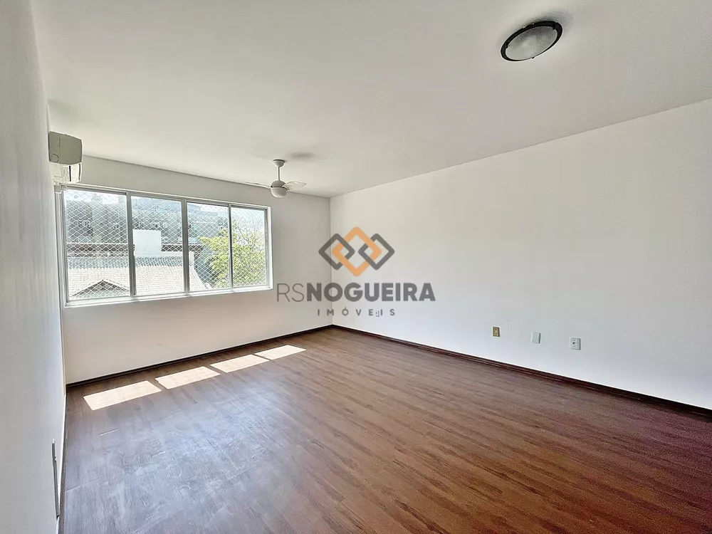 Apartamento para alugar com 3 quartos, 113m² - Foto 1