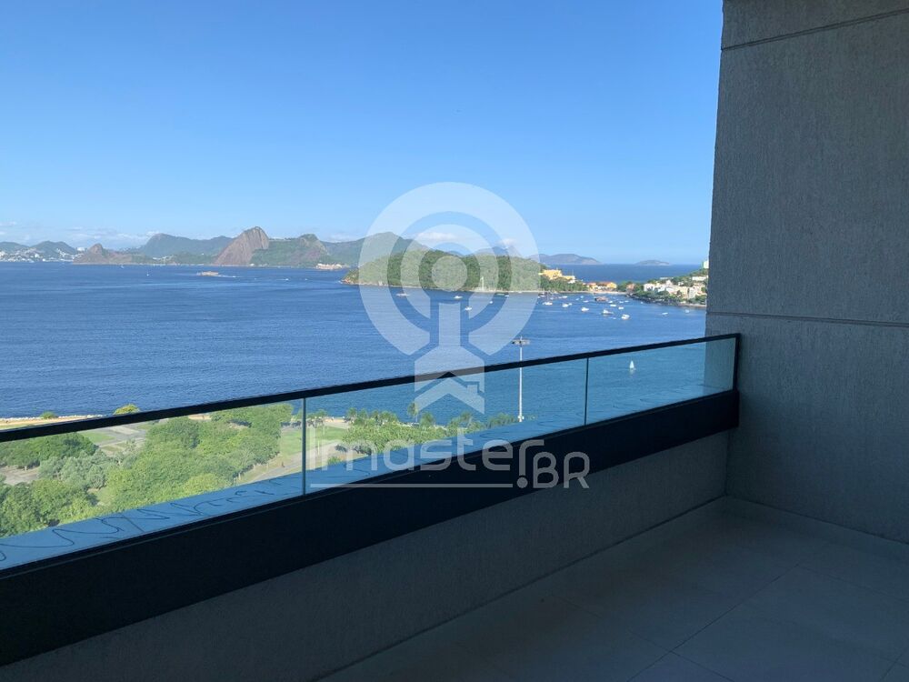 Apartamento à venda com 3 quartos, 181m² - Foto 2