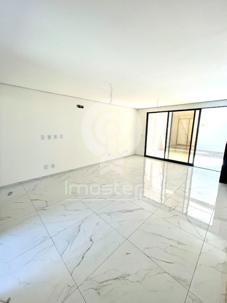 Casa, 4 quartos, 126 m² - Foto 2