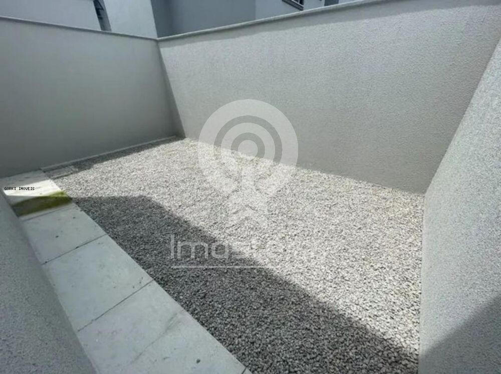 Casa à venda com 4 quartos, 260m² - Foto 15