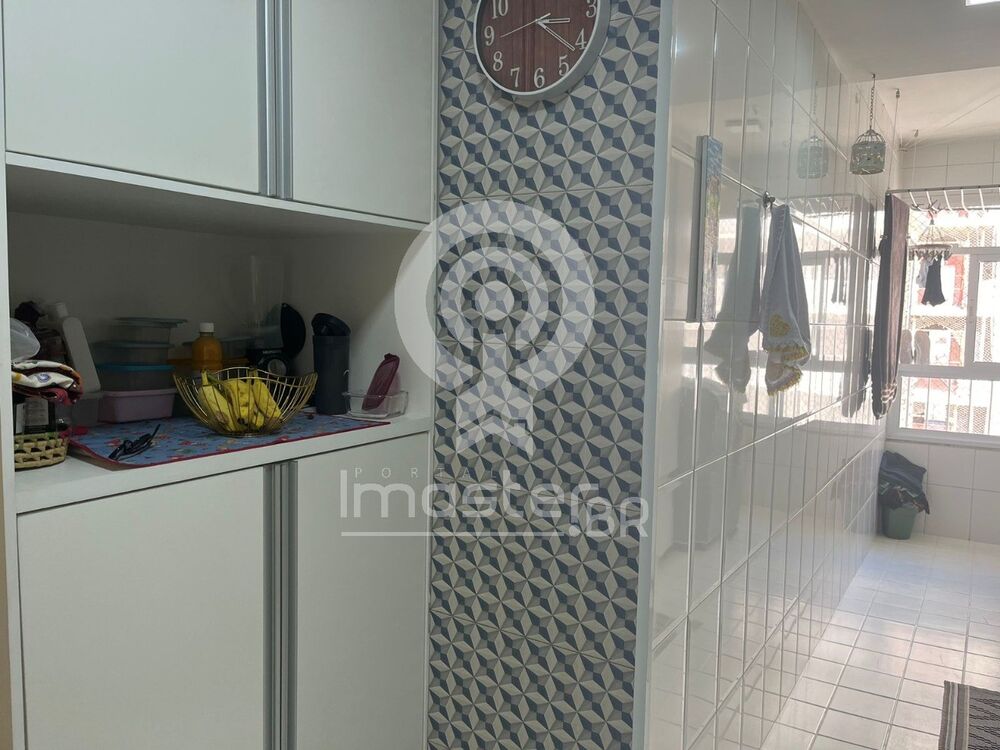 Apartamento à venda com 2 quartos, 90m² - Foto 17