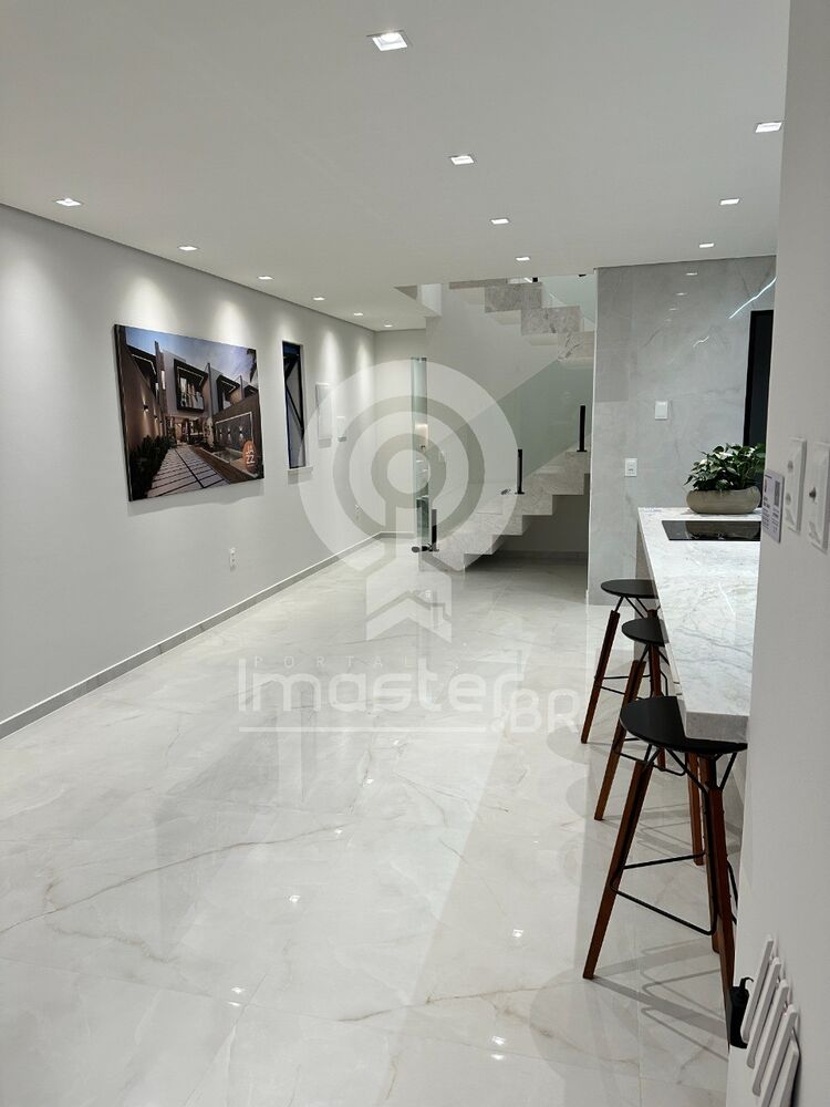Casa, 4 quartos, 144 m² - Foto 2