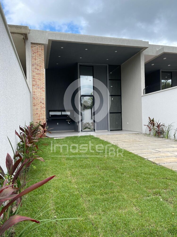 Casa à venda com 4 quartos, 140m² - Foto 3