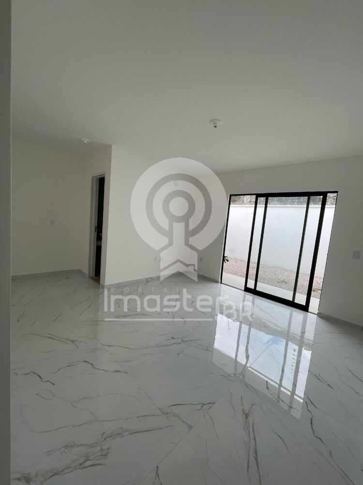 Casa à venda com 4 quartos, 140m² - Foto 10