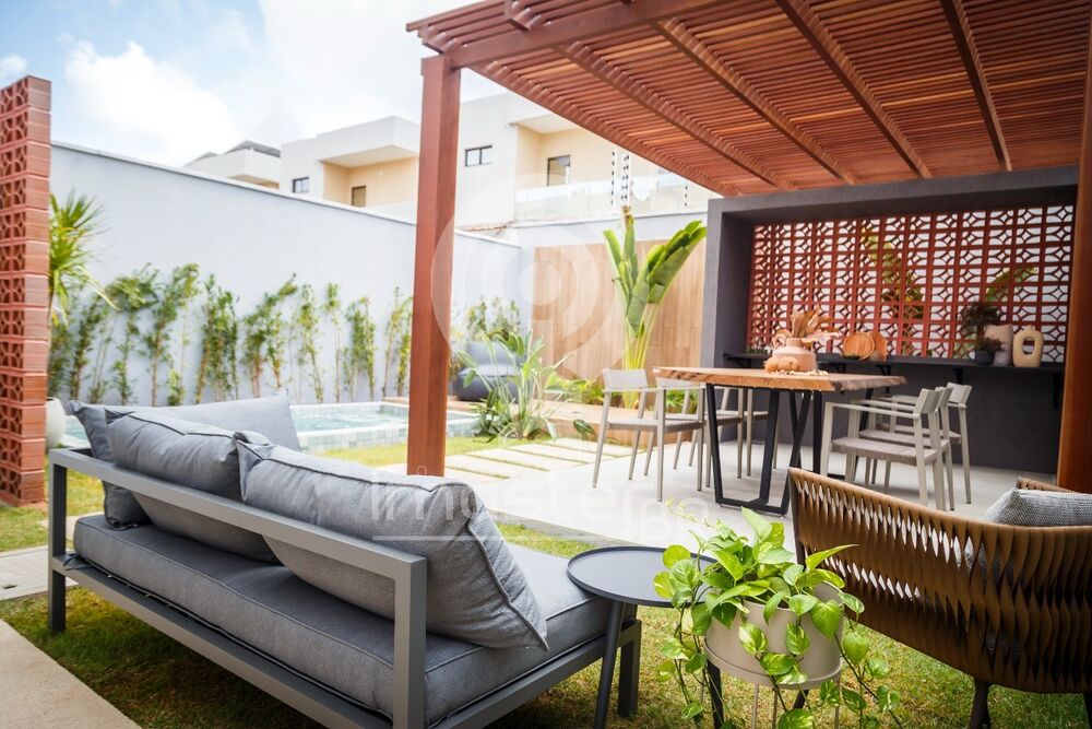 Casa à venda com 4 quartos, 131m² - Foto 7