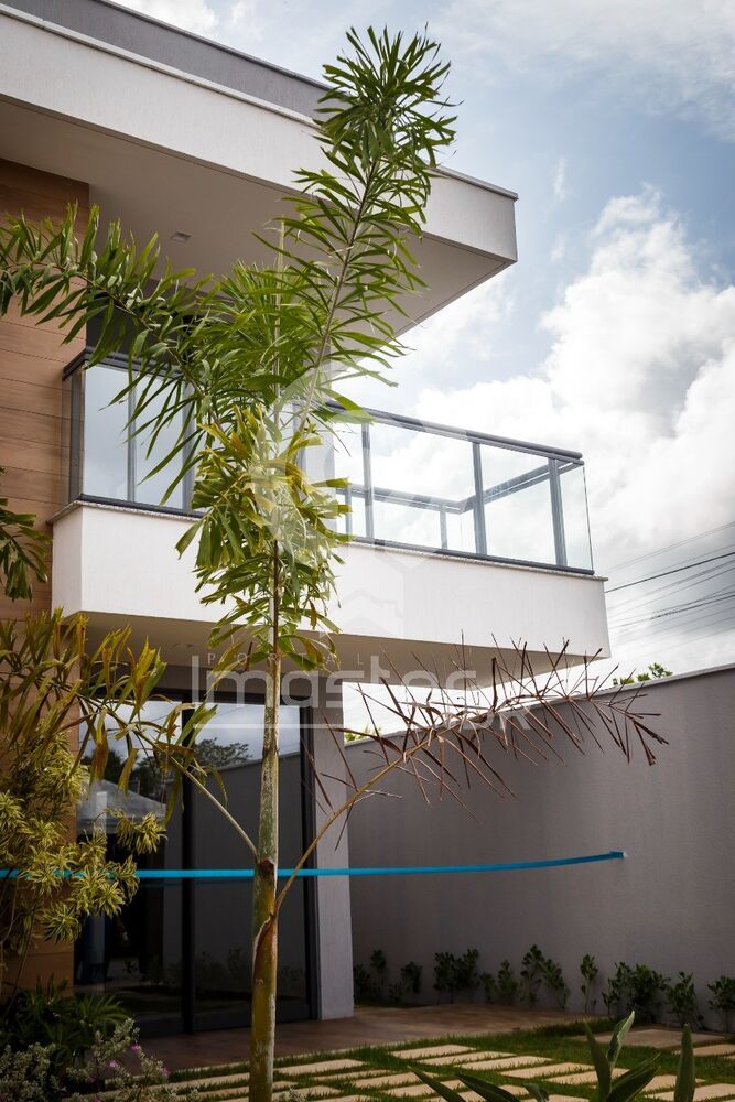 Casa à venda com 4 quartos, 131m² - Foto 2