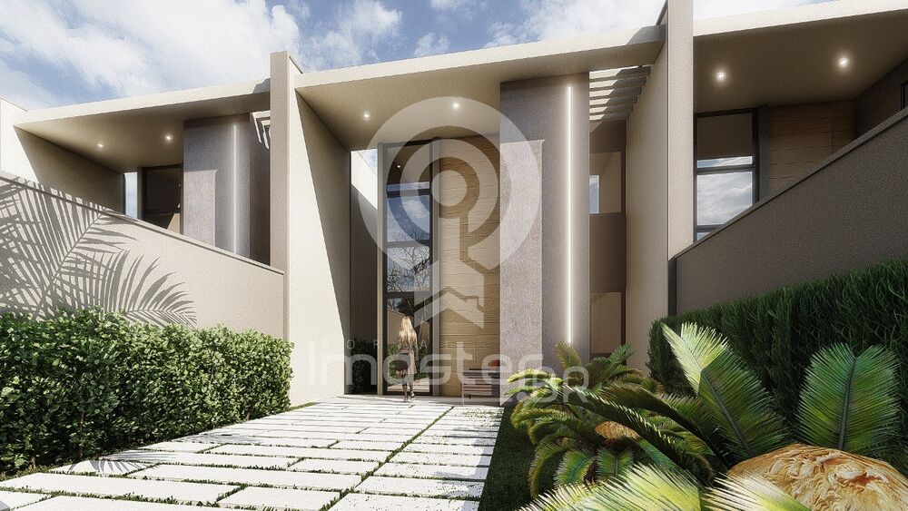 Casa, 4 quartos, 141 m² - Foto 1