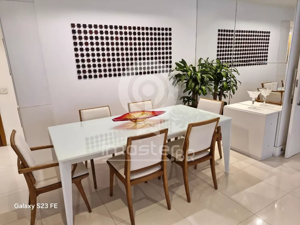 Apartamento, 3 quartos, 132 m² - Foto 1
