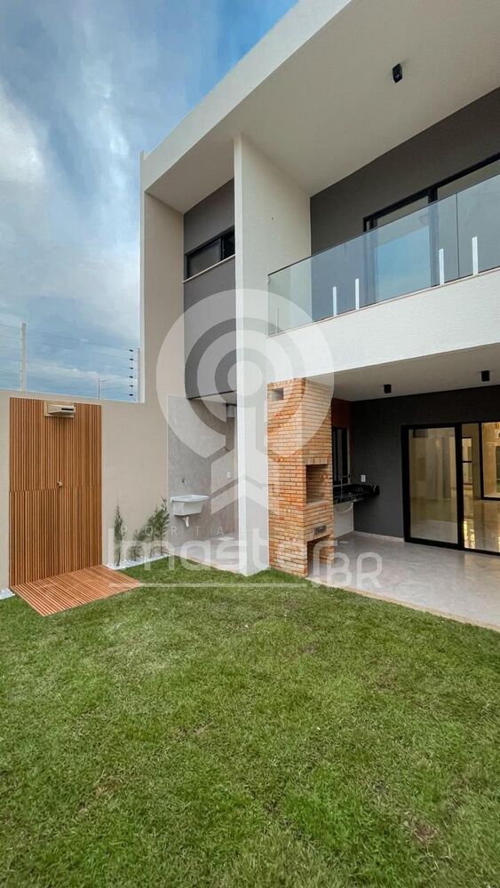 Casa à venda com 4 quartos, 134m² - Foto 3