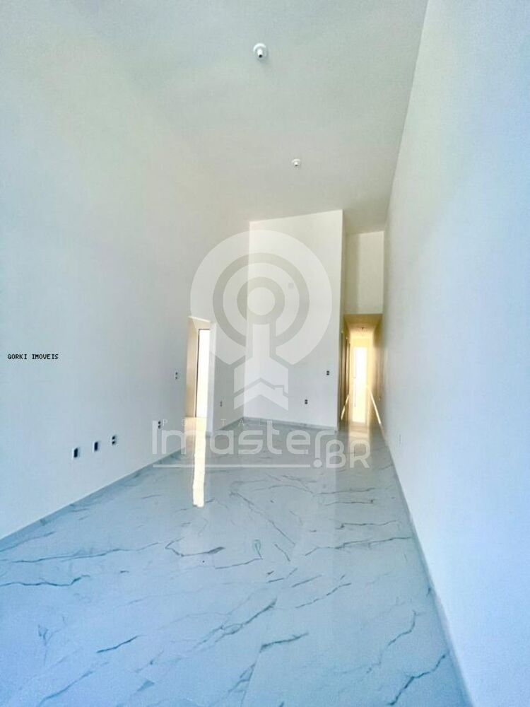Casa à venda com 4 quartos, 248m² - Foto 2