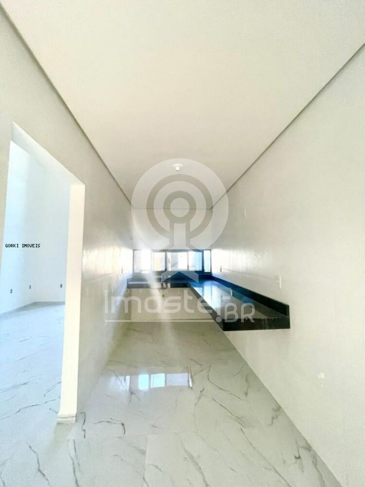 Casa à venda com 4 quartos, 248m² - Foto 8