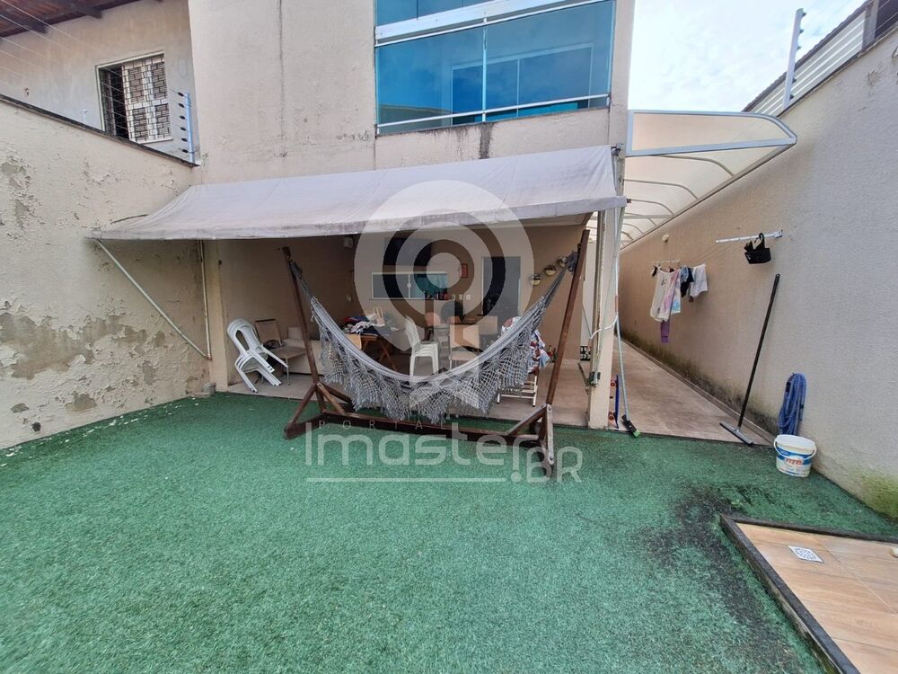 Casa, 5 quartos, 210 m² - Foto 3