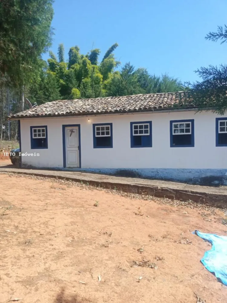 Chácara, 4 quartos, 1700 m² - Foto 1