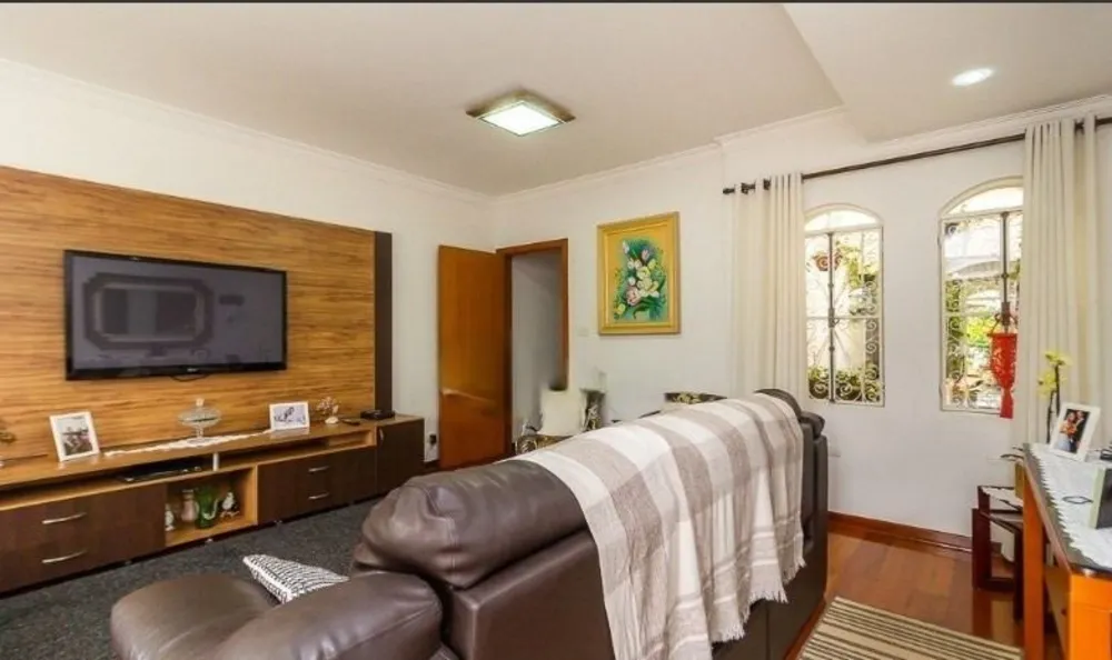 Sobrado, 3 quartos, 216 m² - Foto 2