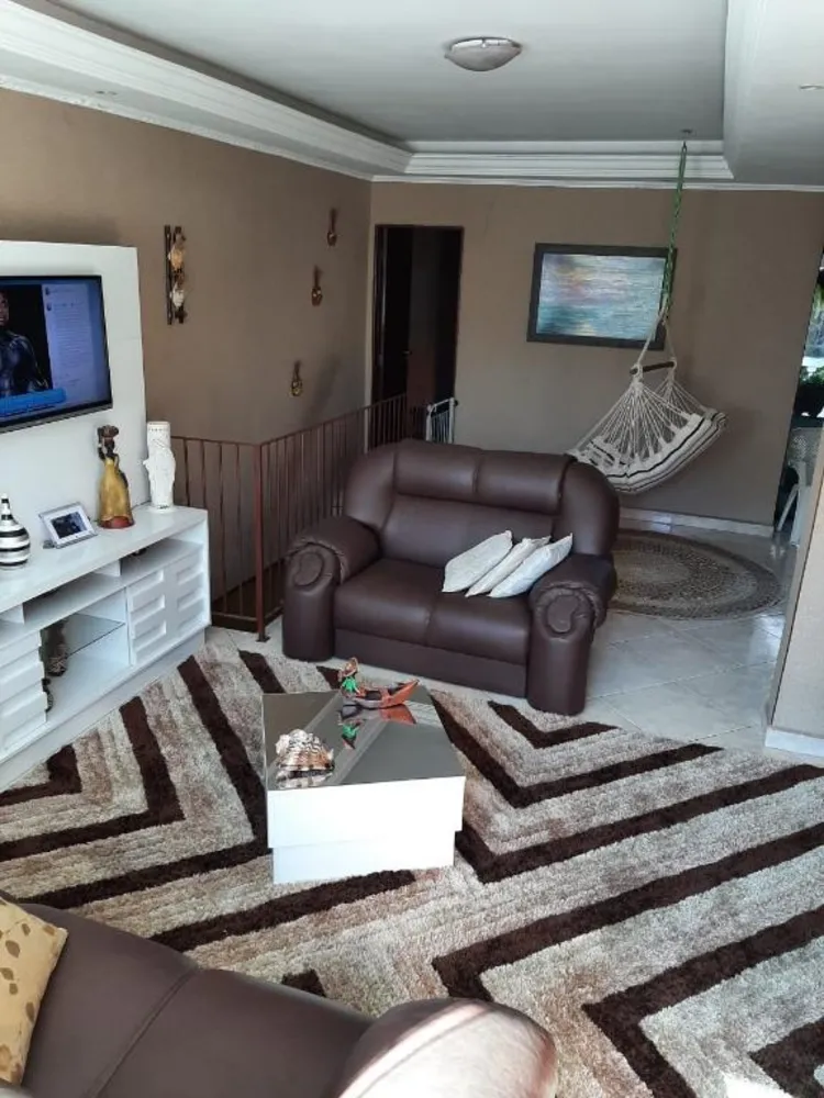 Casa, 5 quartos, 300 m² - Foto 2