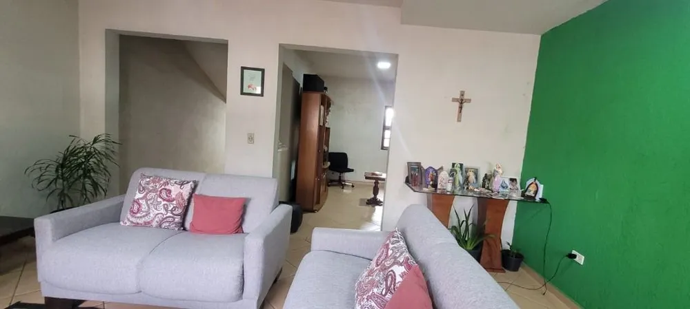 Sobrado, 3 quartos, 217 m² - Foto 2