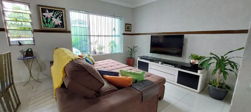 Sobrado, 3 quartos, 300 m² - Foto 1