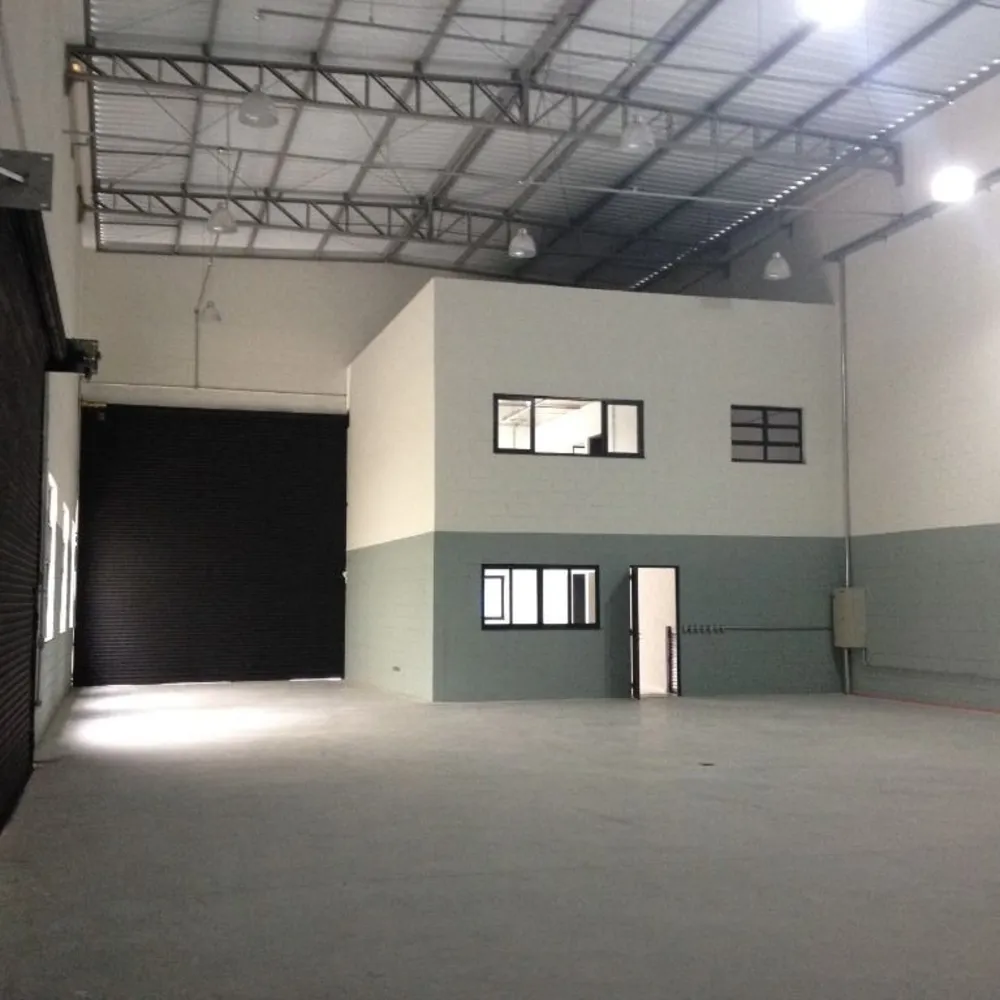 Depósito-Galpão, 526 m² - Foto 1