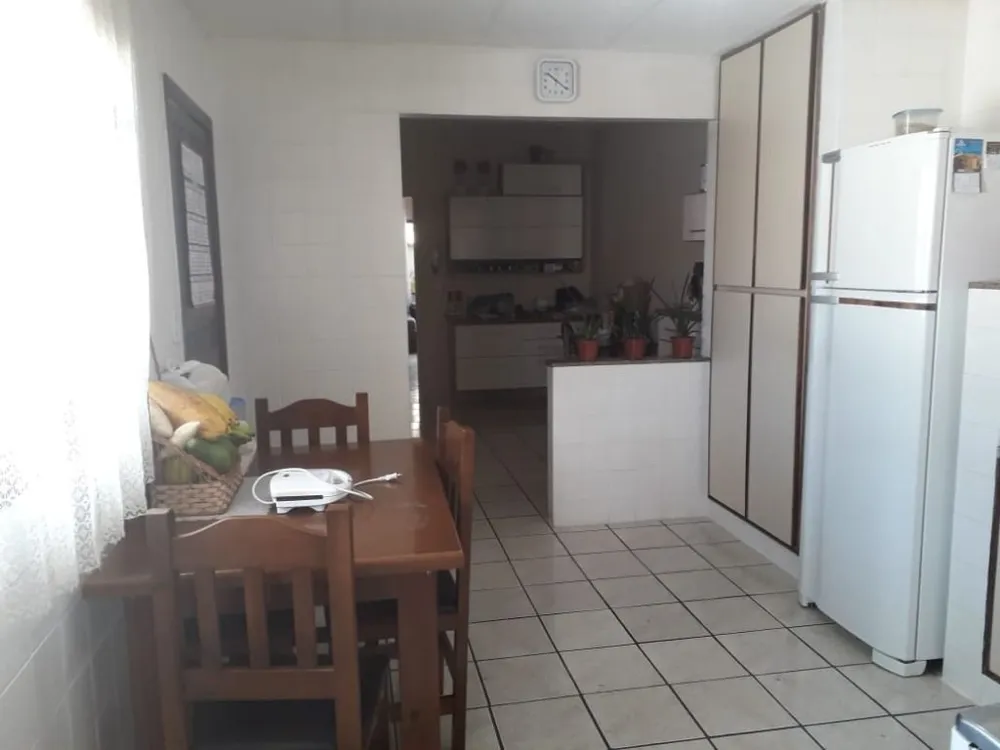 Casa, 3 quartos, 131 m² - Foto 4