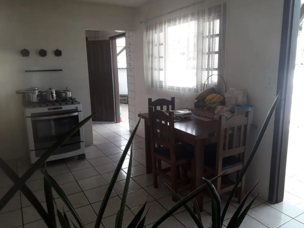 Casa, 3 quartos, 131 m² - Foto 3
