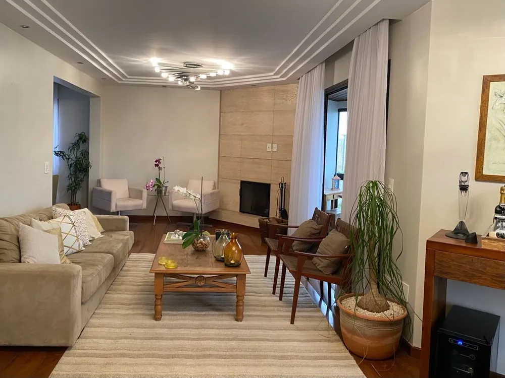 Apartamento, 4 quartos, 210 m² - Foto 1
