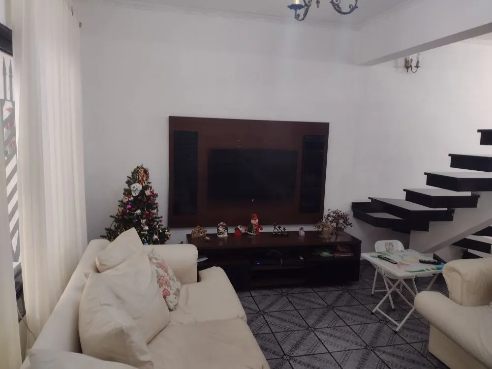 Sobrado, 3 quartos, 195 m² - Foto 2