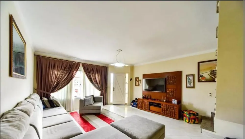 Sobrado, 3 quartos, 215 m² - Foto 1