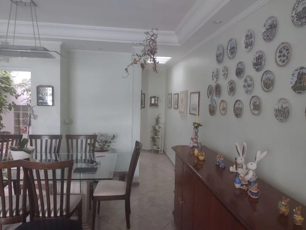 Sobrado, 3 quartos, 206 m² - Foto 1