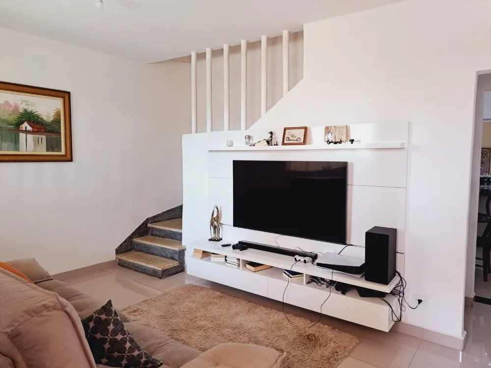 Sobrado, 3 quartos, 121 m² - Foto 1
