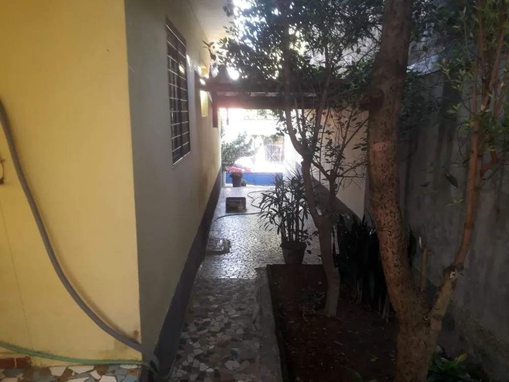Casa, 4 quartos, 214 m² - Foto 2