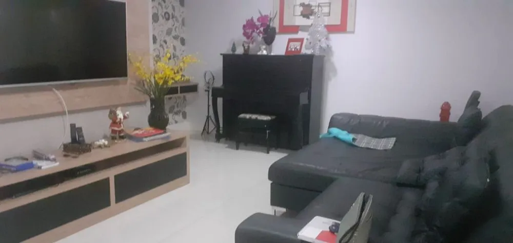 Casa, 3 quartos, 171 m² - Foto 1