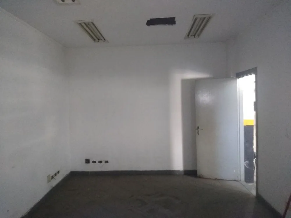 Loja-Salão, 1310 m² - Foto 3